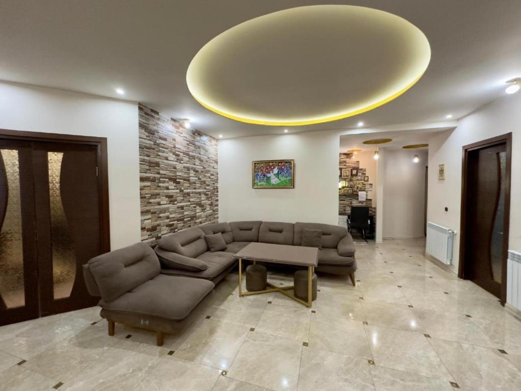 Elite Home Батуми Стая снимка